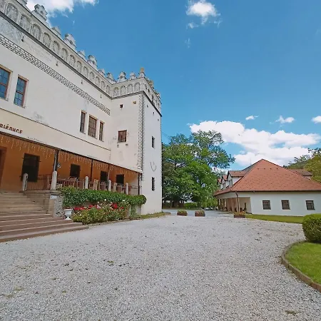 Kastiel Hotel